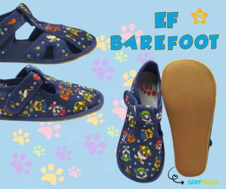 Lezou už palečky z bačkorek ven? Tak to je čas pořídit tyhle parádní tlapky 🐶